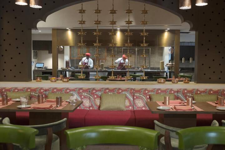 Dining 189 of 254