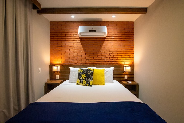 Room 20 of 137
