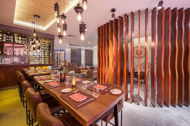 Dining 88 of 117