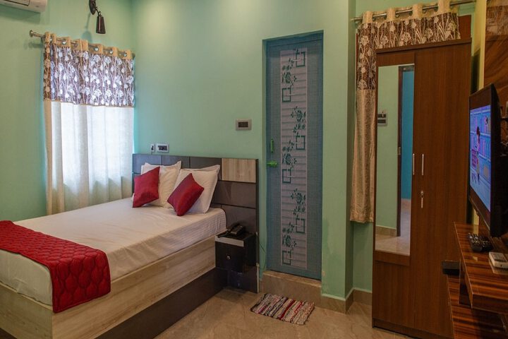 Room 5 of 31