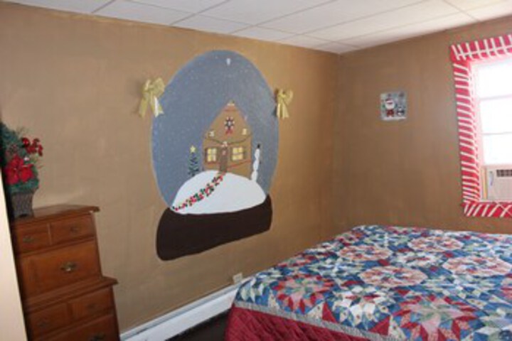 Room 105 of 140