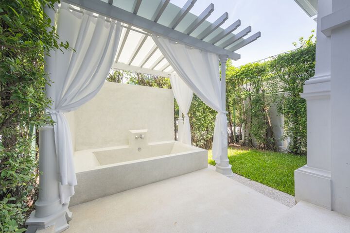 Terrace/Patio 42 of 144