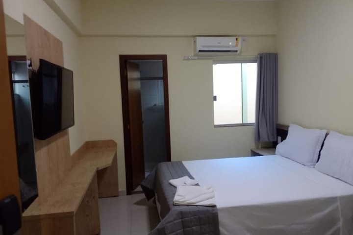 Room 17 of 19