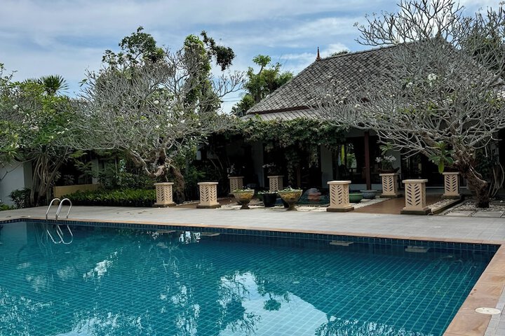 Pool Hotel