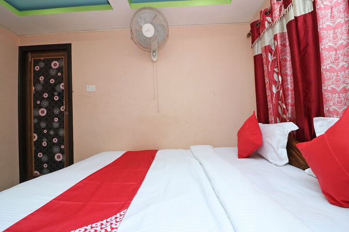 Room 9 of 30