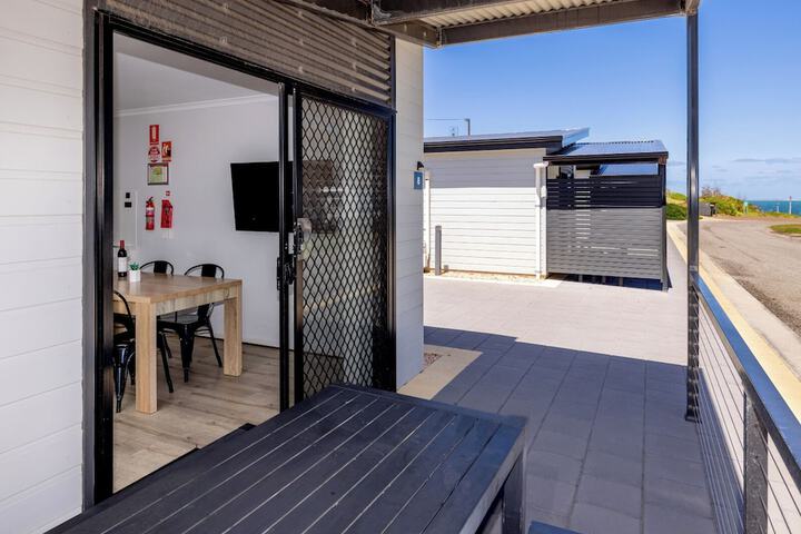 Terrace/Patio 101 of 144