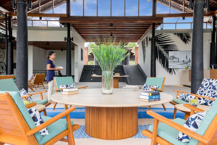 Guest Lobby
