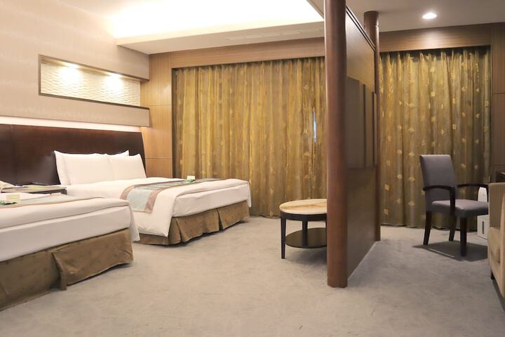 Room 26 of 72