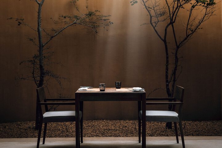 Dining 60 of 81