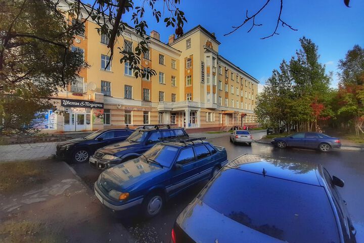 Hotel 99 of 100