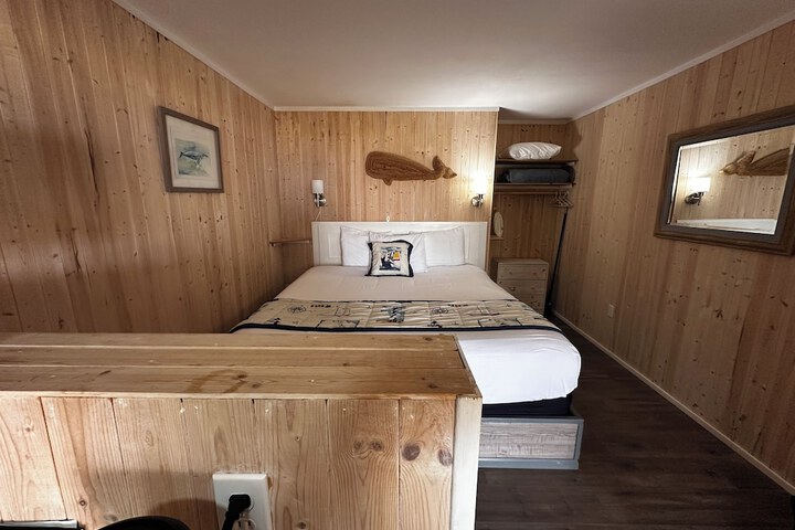 Room 58 of 150