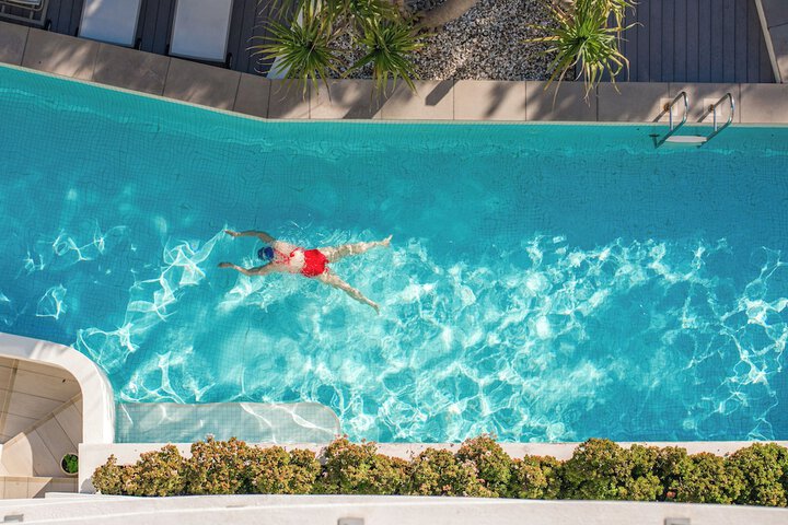 Pool 221 of 266