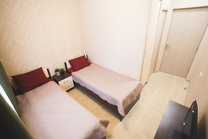 Room 28 of 48