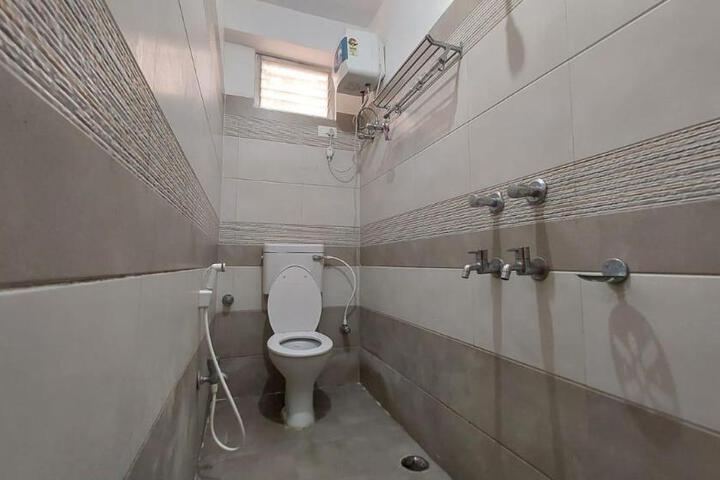 Hotel Aradhya Near SeaBeach Swargadwar Puri