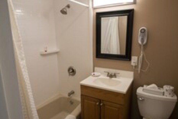 Room 70 of 168