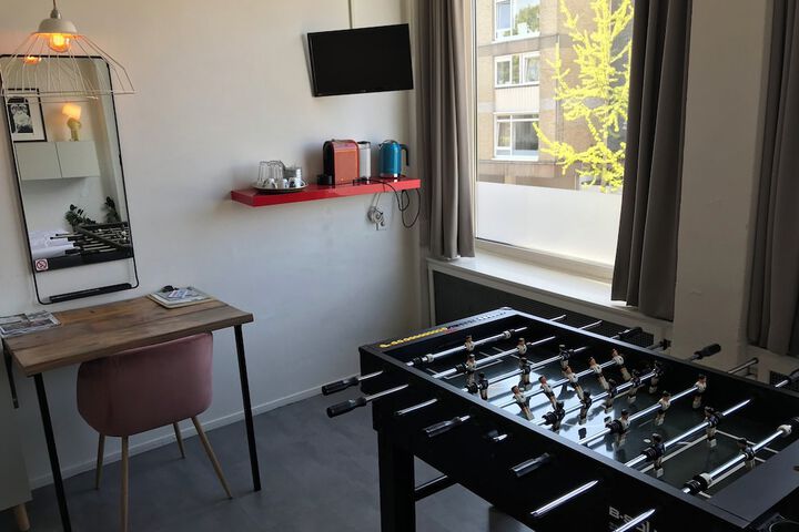Room 11 of 65