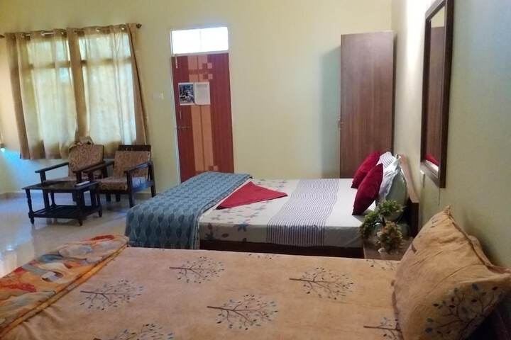 Room 26 of 63