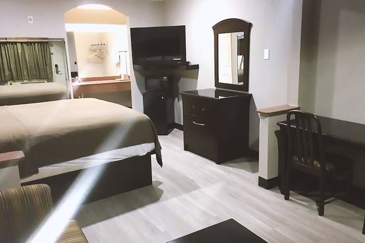 Room 9 of 21