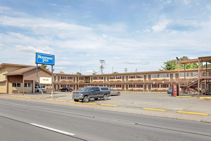 Rodeway Inn Terre Haute near University in Terre Haute, IN