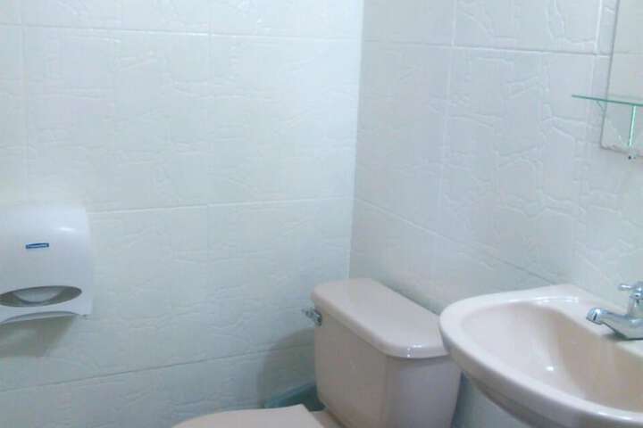 Room 54 of 100