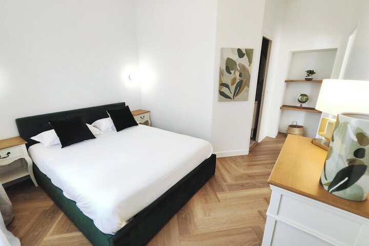 Room 50 of 118