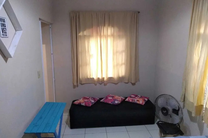 Casa de Um Quarto 2 minutos da praia