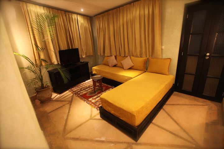 Room 29 of 130