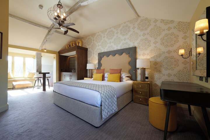 Room 58 of 147