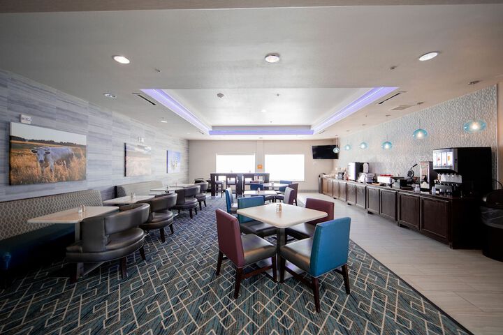 Breakfast/Coffee Service 61 of 73