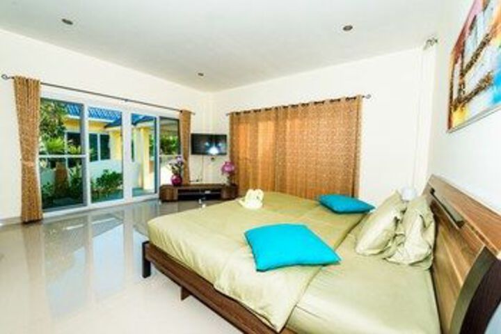 Room 12 of 53