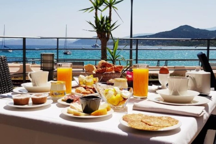 Breakfast/Coffee Service 45 of 67