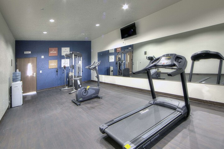 Hotel Gym Photos