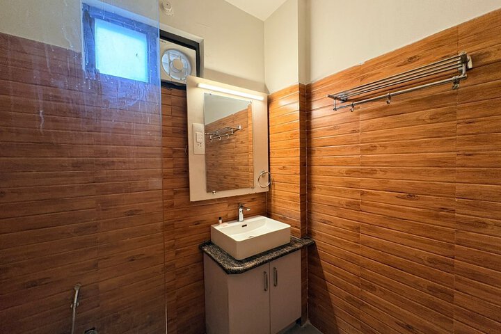 Room 29 of 49