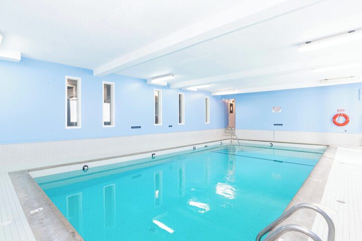 Pools & Facilities