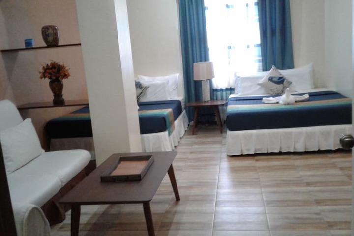 Room 15 of 38