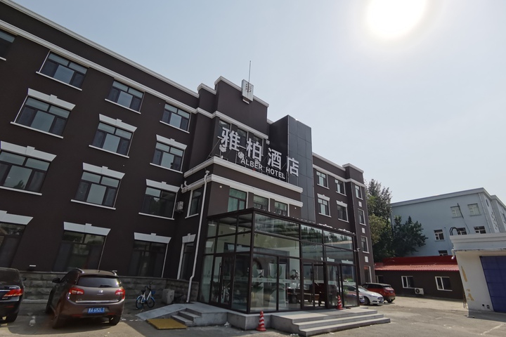 Hotel 8 of 28