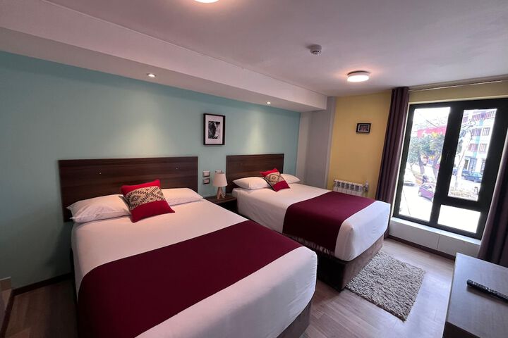 Room 25 of 167