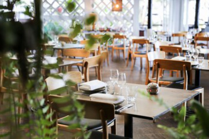 Dining 61 of 78