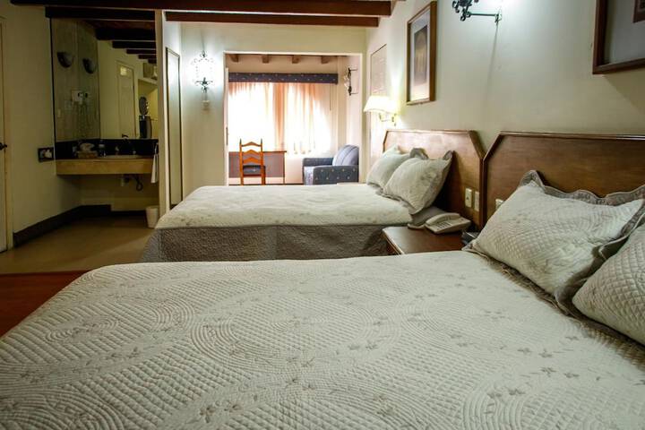 Room 14 of 47