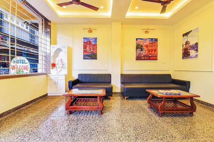 Hotel Interior 9 of 28
