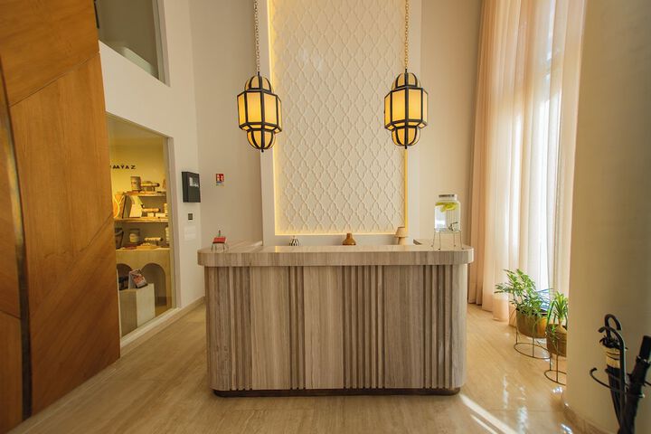 Hotel Interior 4 of 43
