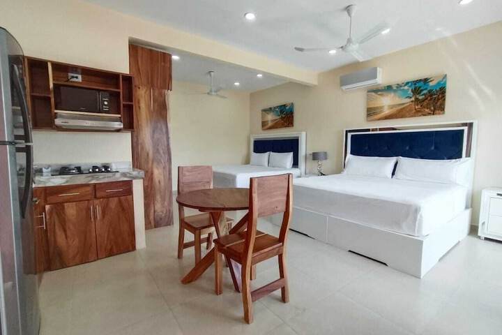 Room 8 of 27