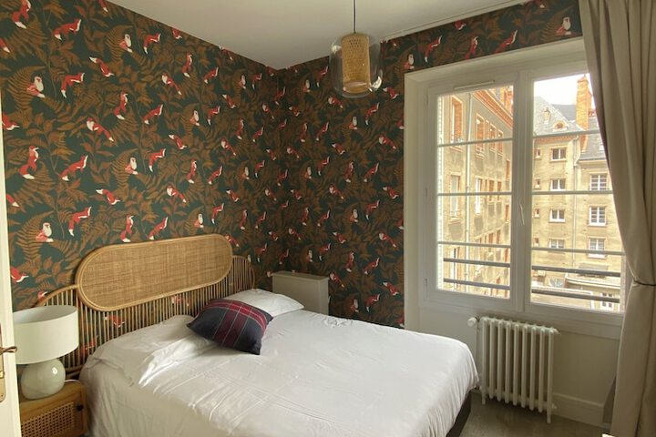 Room 53 of 94