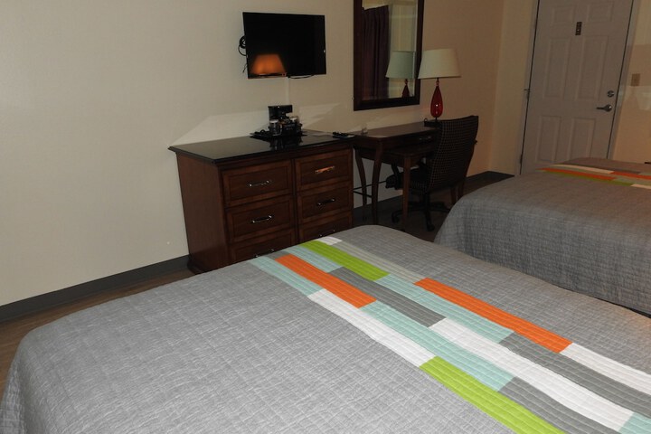 Room 10 of 46