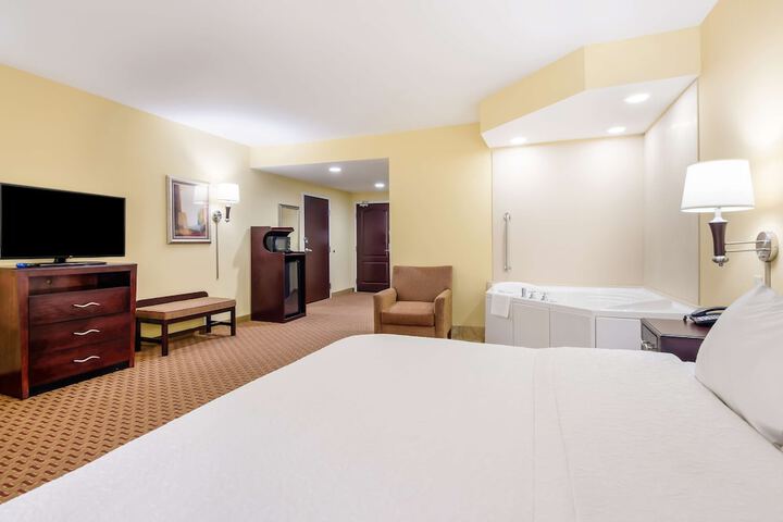Room 21 of 35