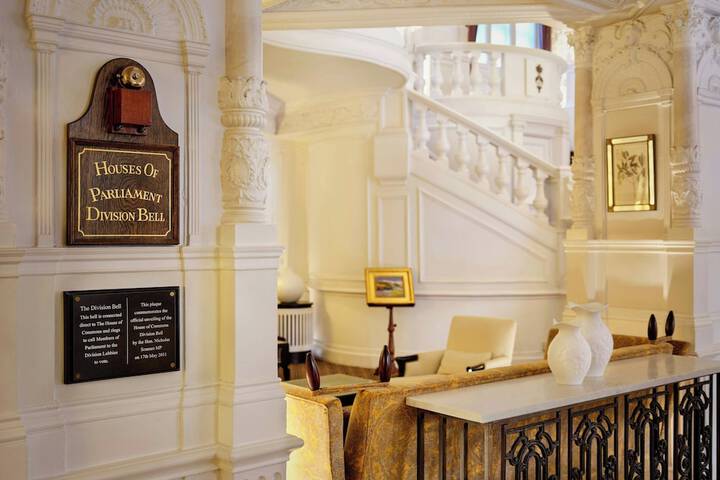 Lobby Photos