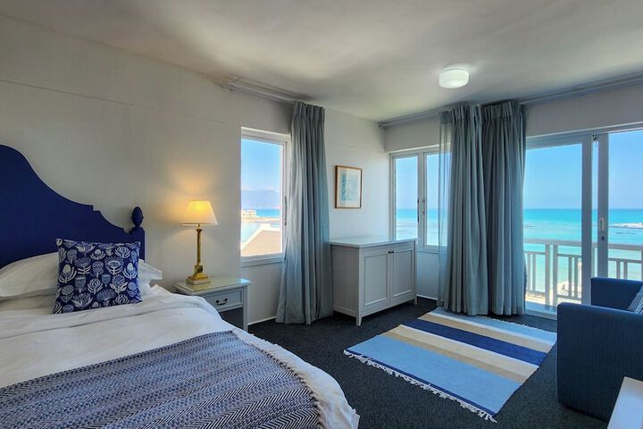 Room 21 of 62