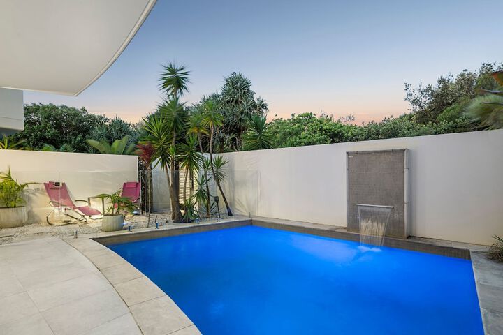 Pool 69 of 97