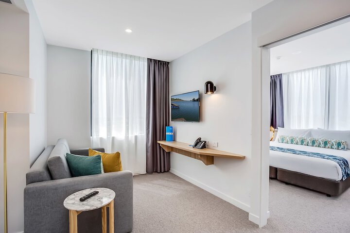 Room 8 of 50