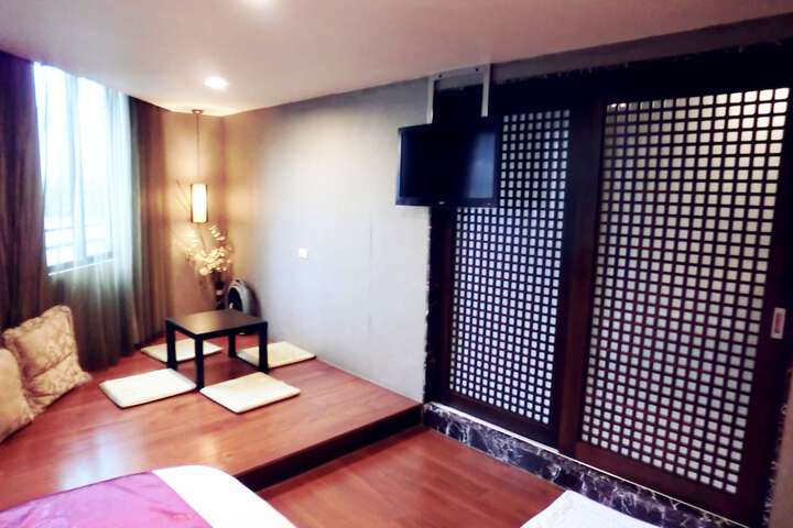 Room 19 of 67